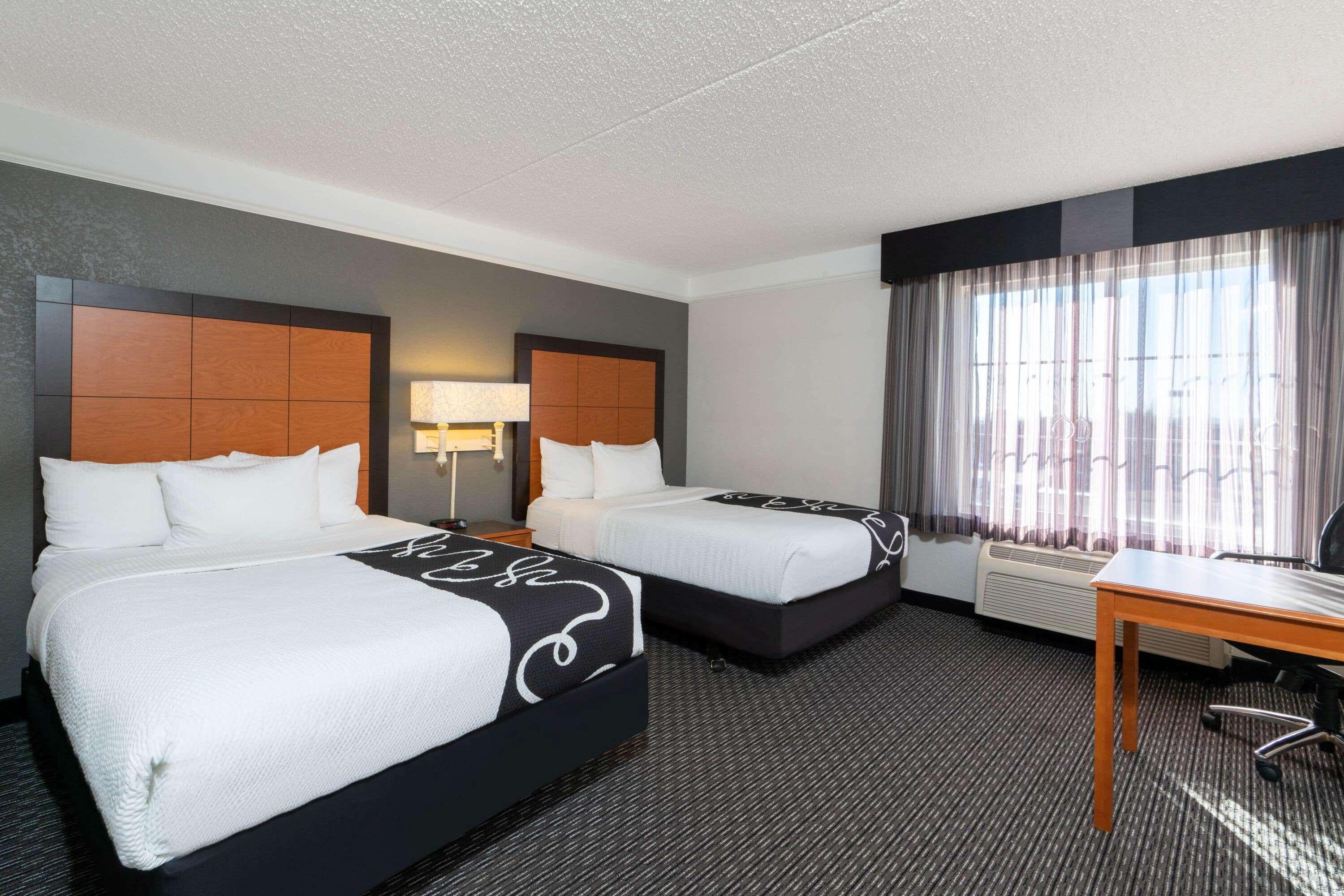La Quinta By Wyndham Pueblo Hotel Ngoại thất bức ảnh