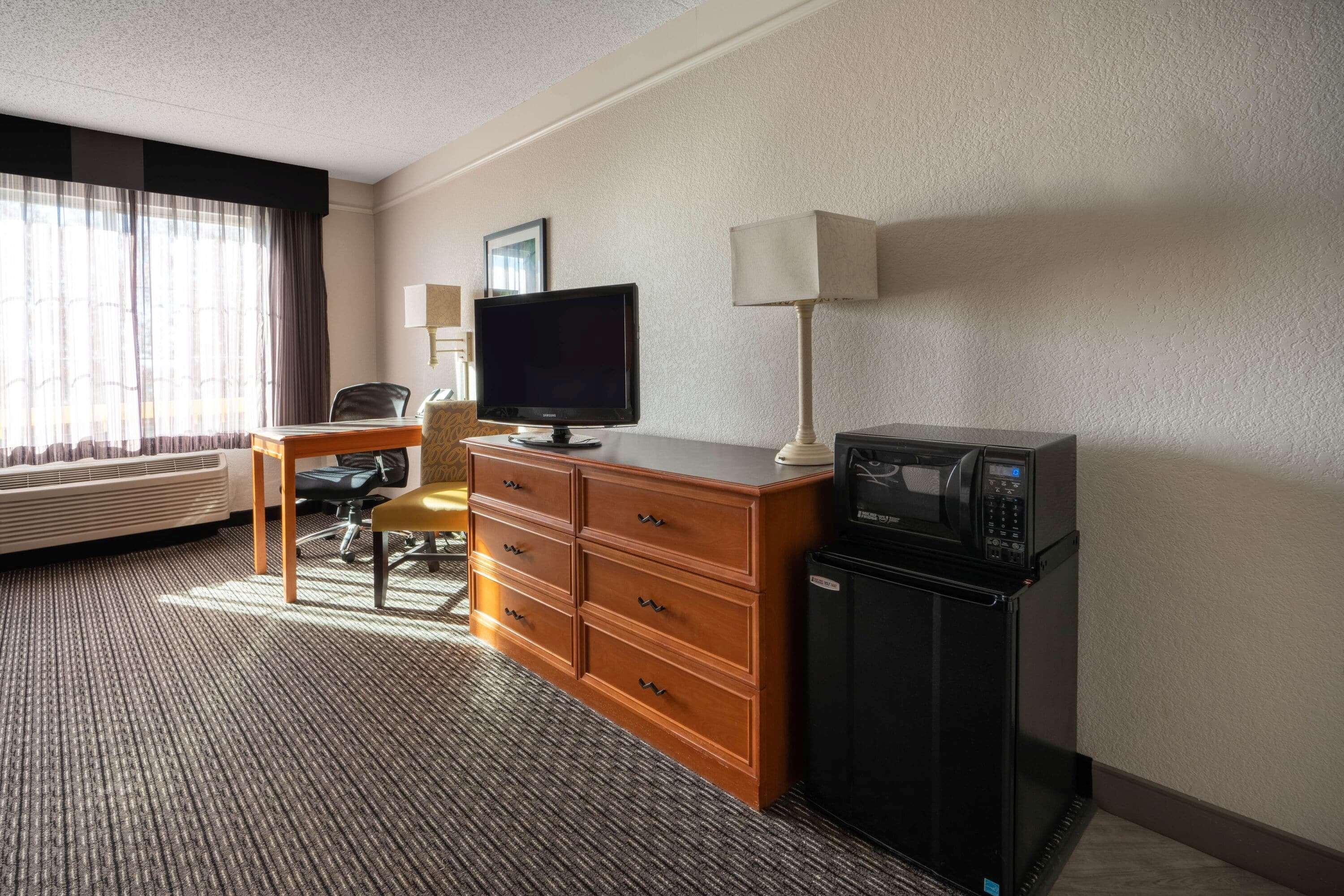 La Quinta By Wyndham Pueblo Hotel Ngoại thất bức ảnh